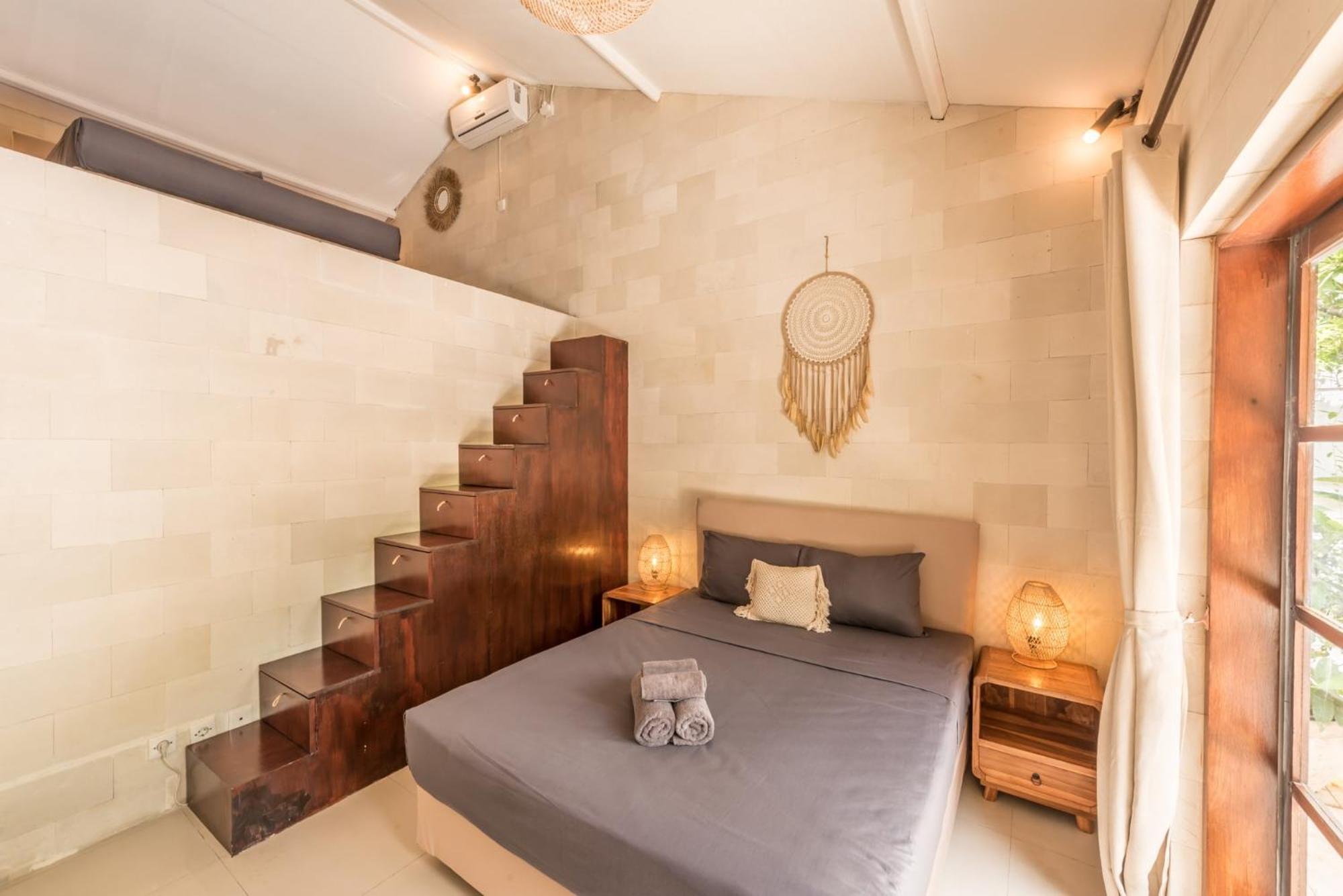 Aurora - Private 6 Bdr In Seminyak, Prime Location, Pool & Garden Seminyak (Bali)