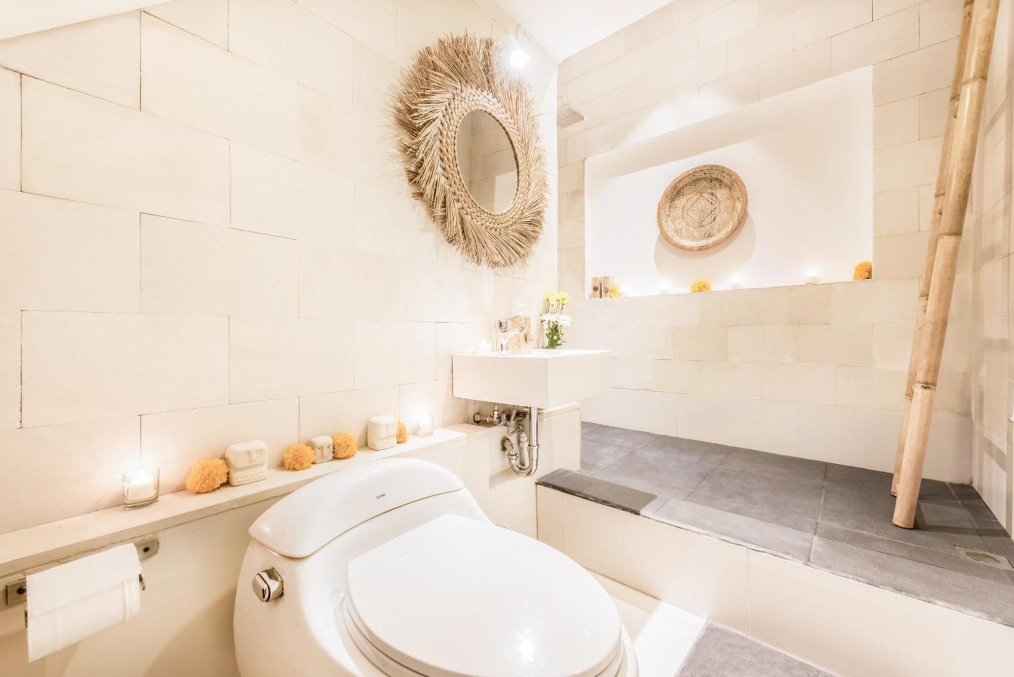 Aurora - Private 6 Bdr In Seminyak, Prime Location, Pool & Garden * Seminyak (Bali)