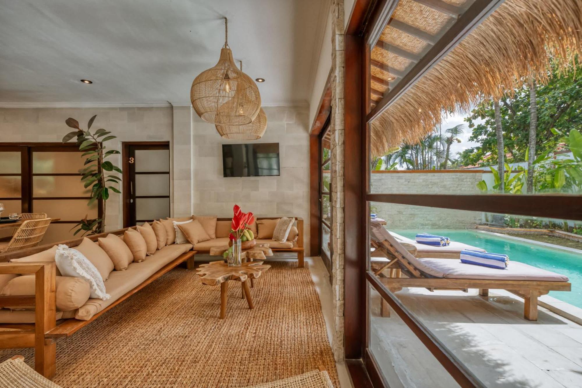 Aurora - Private 6 Bdr In Seminyak, Prime Location, Pool & Garden Villa *