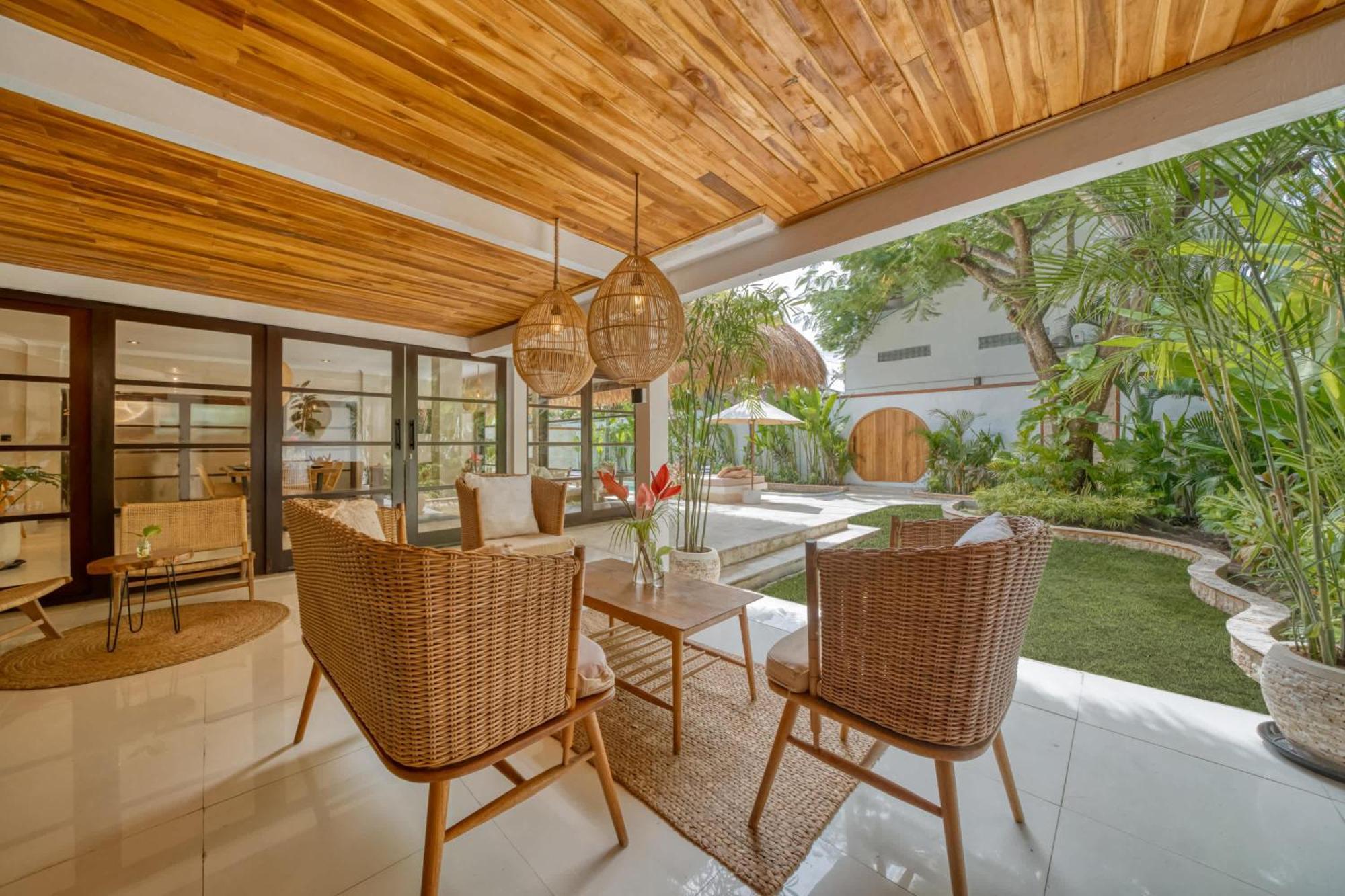 Villa Aurora - Private 6 Bdr In Seminyak, Prime Location, Pool & Garden